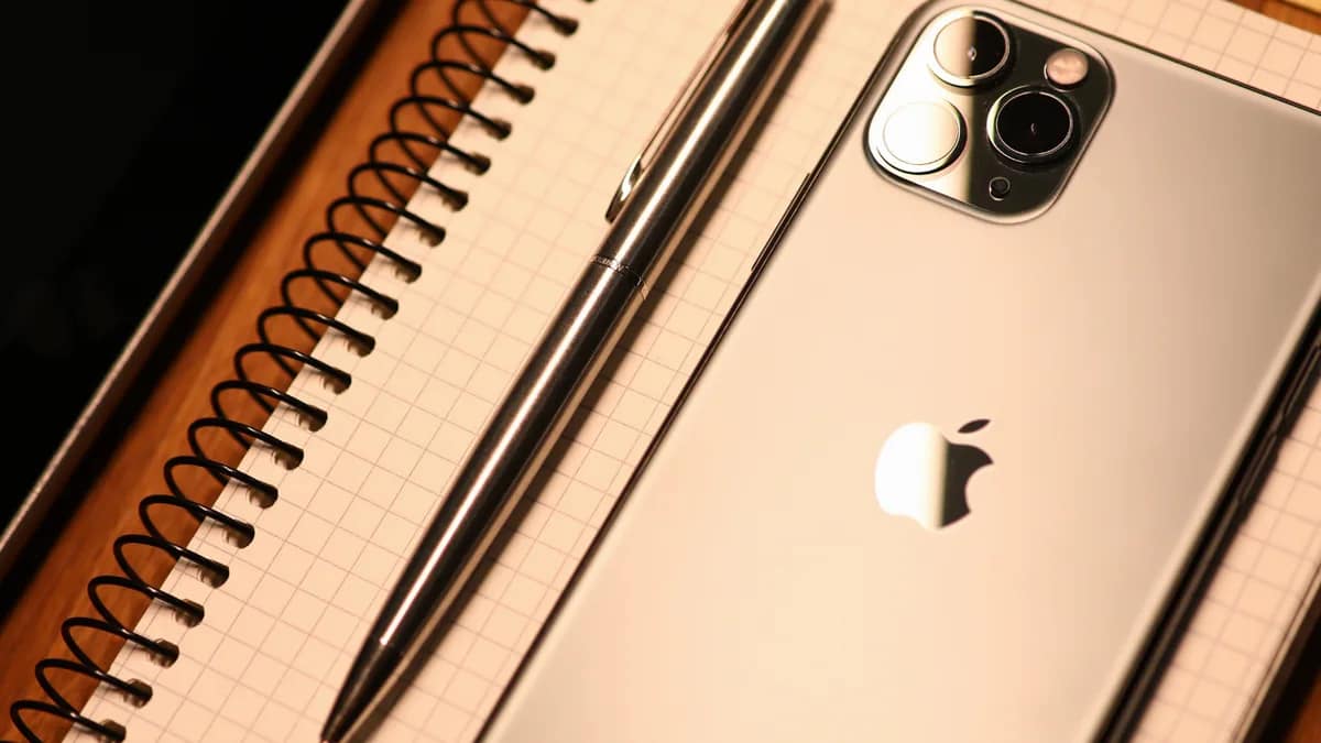 Comprar um iPhone Recondicionado em Portugal: Guia Completo para Comprar com Segurança em 2025