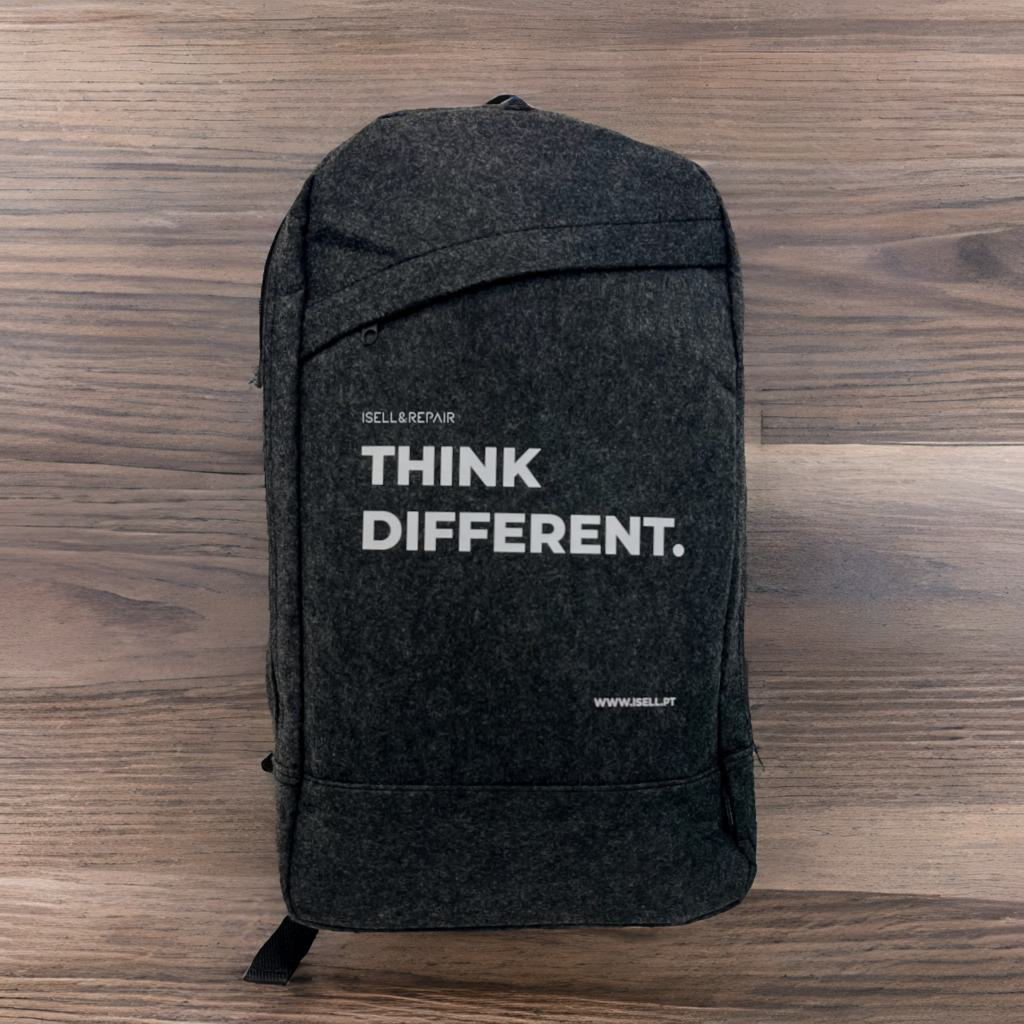 Mochila Sustentável THINK DIFFERENT